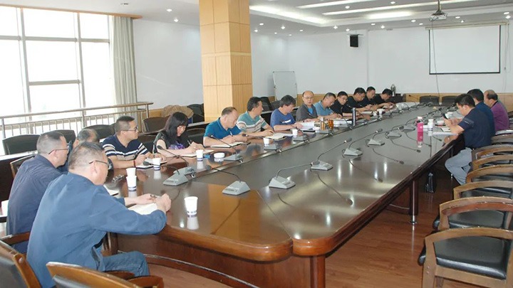 云煤（KU酷游官网）集团总经理助理、鼎新办主任陈家昆一行到云维集团发展国企鼎新三年行动督导调研