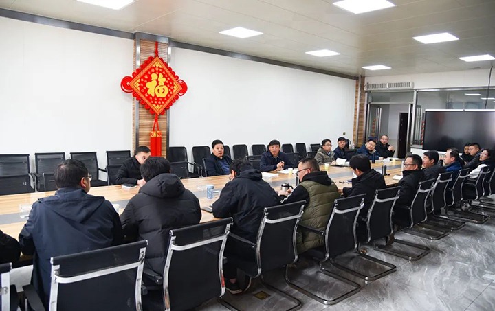 云煤（KU酷游官网）集团党委副书记、副董事长、总经理高建嵩率包保盯守幼组到恩洪煤业公司进行安全查抄