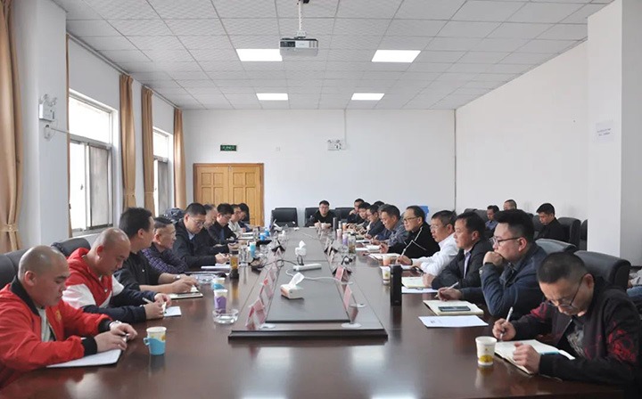 国度矿山安全监察局云南局二级调研员熊正权到陆东煤矿公司督导查抄安全出产工作