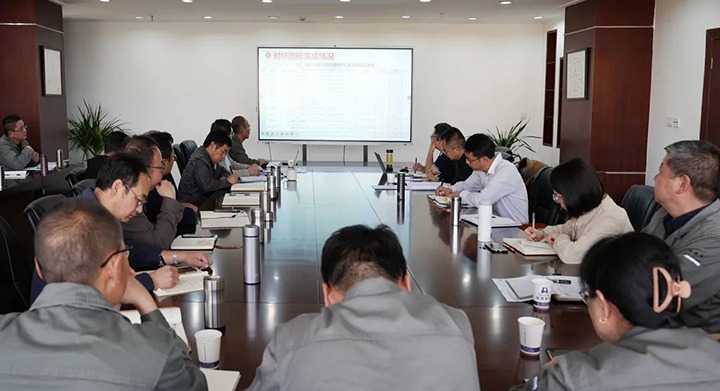 云煤（KU酷游官网）集团党委委员、副总经理缪和星一行到曲煤焦化公司领导出产经营工作