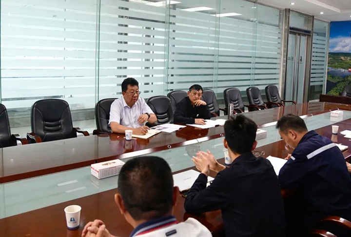 【主题教育】云煤（KU酷游官网）集团专职表部董事寸延峰一行到前锋化工发展主题教育调研