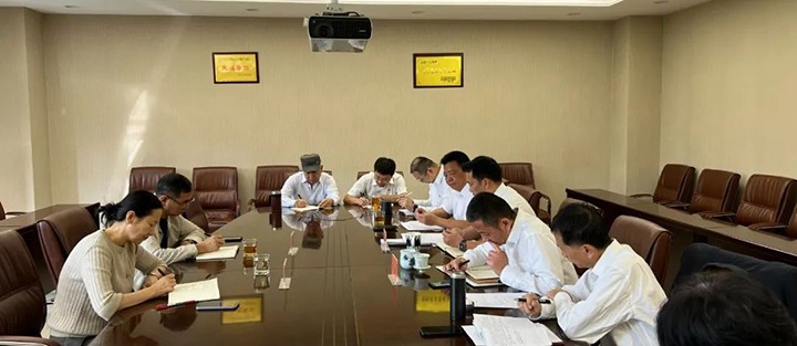 【聚焦云煤】云煤（KU酷游官网）集团党委委员、财政总监莫晓丹到KU酷游官网地产公司列席领导党支部理论进建钻研会