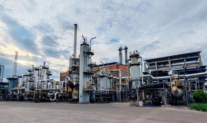 科技创新引领行业新高，粗甲醇日产量破纪录