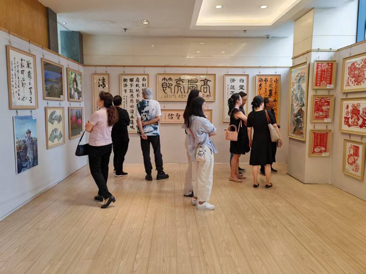 云煤集团纪委：笔墨绘清风 光影映廉心 以艺术之韵厚植清廉文化根基